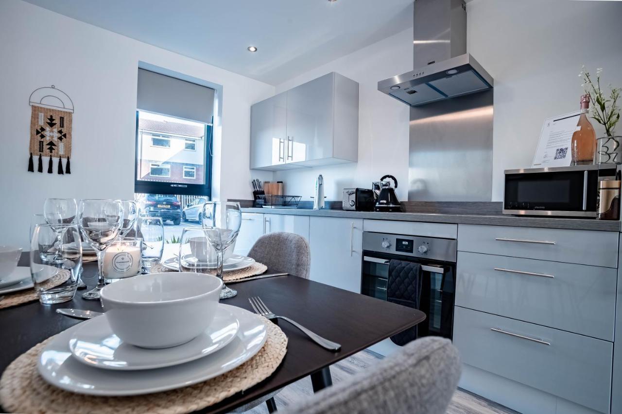 Luxe Interchange Apartment Near Old Trafford - Media City - The Quays Manchester Dış mekan fotoğraf